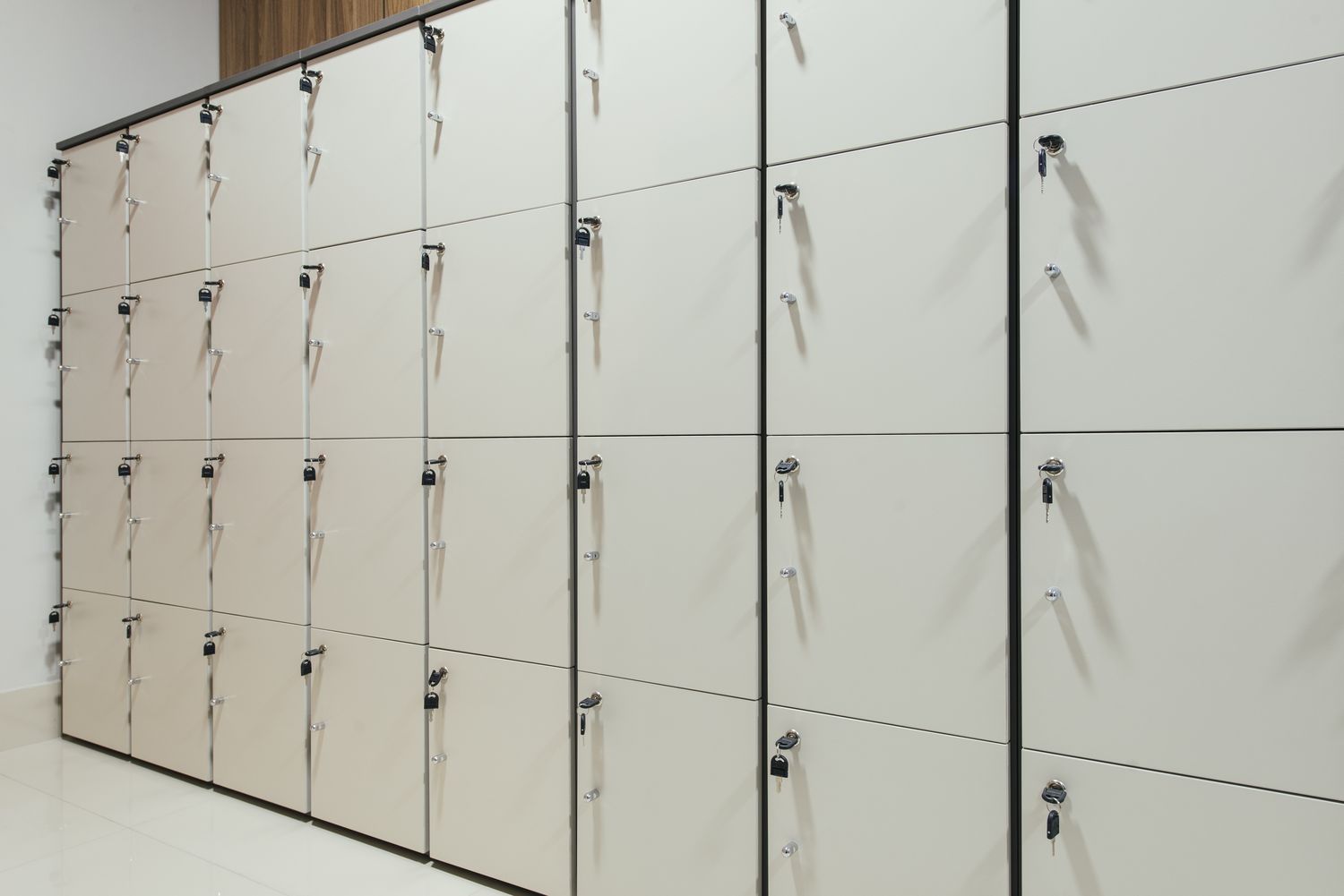 Projeto Droga Leste — Lockers